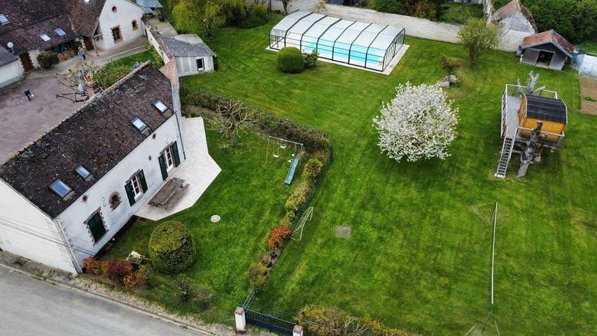 Gîte pour 10 personnes, avec jardin dans Île de France - 2