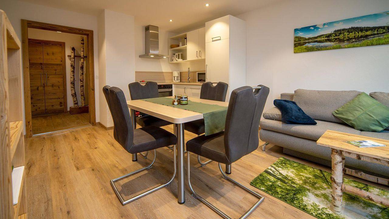 Ferienwohnung für 4 Personen in Seeg, Allgäuer Alpen