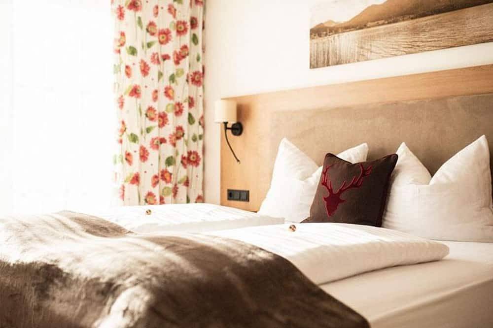 Doppelzimmer mit Balkon - Pension Huber in Salzkammergut-Berge, Fuschl am See