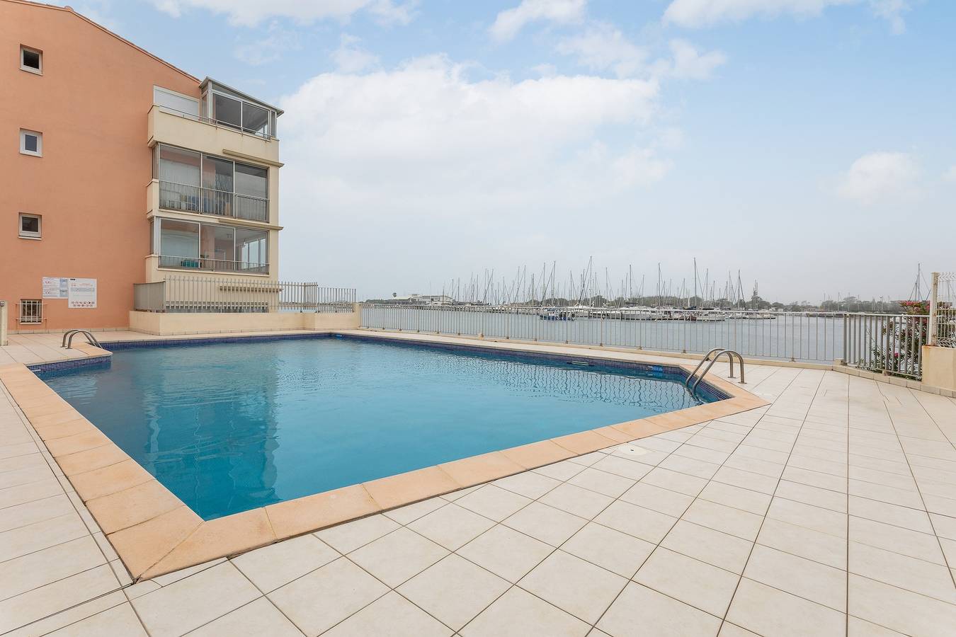 Location De Vacances pour 6 Personnes dans Cap d'Agde, Agde