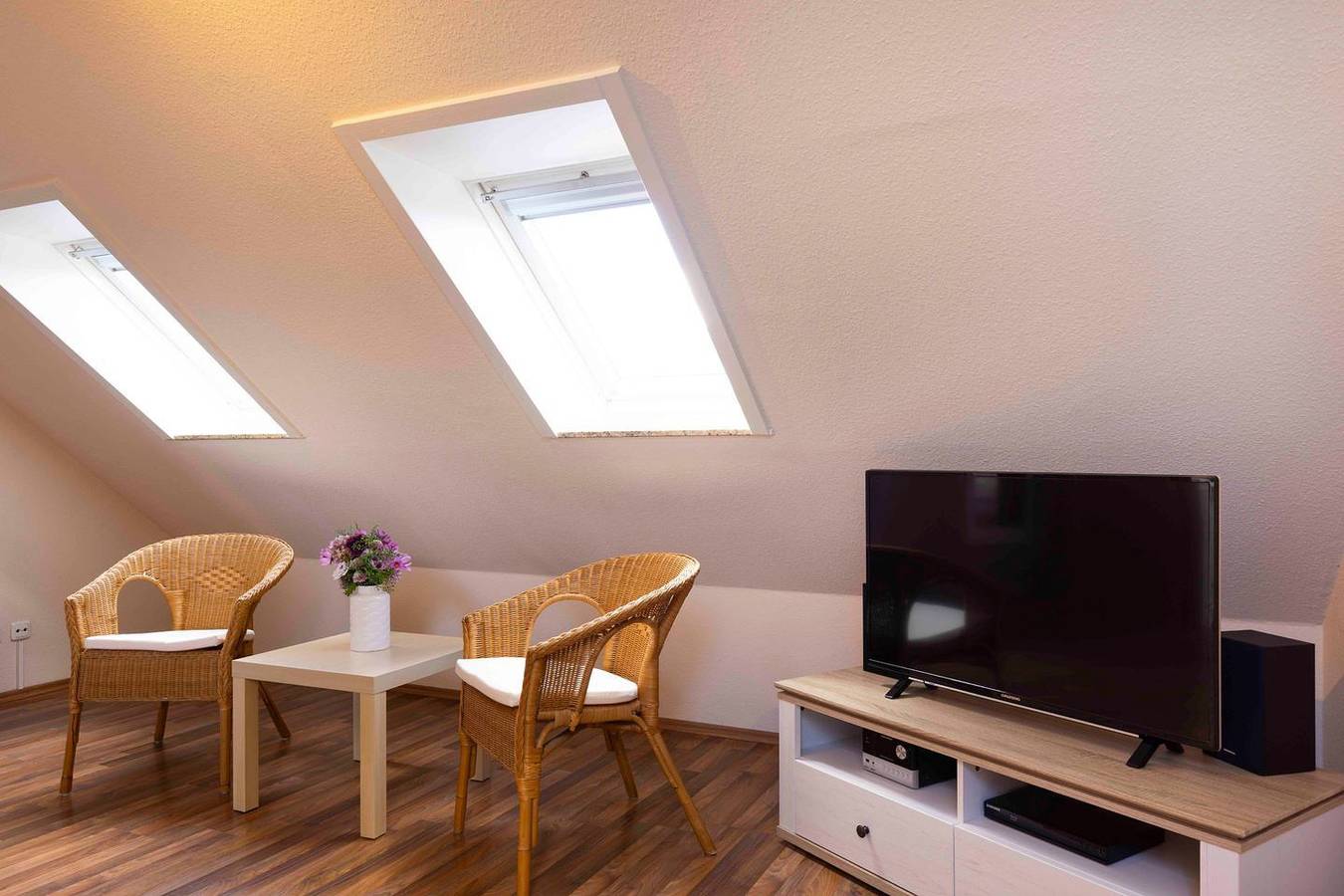 Ganze Wohnung, Ferienwohnung "Ostseetraum" bis 6 Personen (Nichtraucher) in Niendorf, Timmendorfer Strand