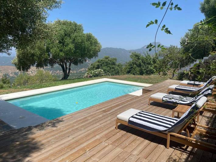 Casa rural para 8 personas, con jardín además de vistas y piscina, Se admiten mascotas en Casares - 4