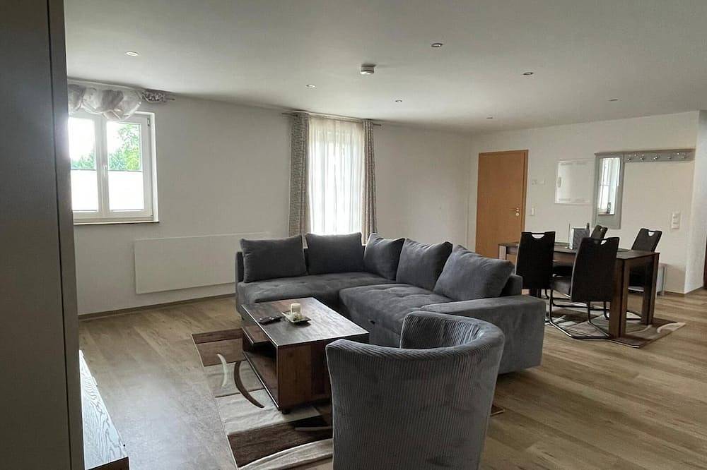 Ganze Wohnung, Großzügige Ferienwohnung am Rande der sächsischen Schweiz in Stolpen, Elbsandsteingebirge