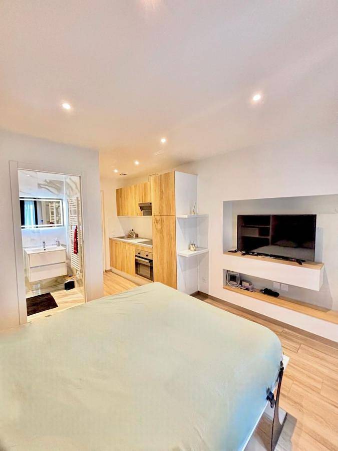 Gîte pour 2 personnes, avec terrasse à Poisy - 3