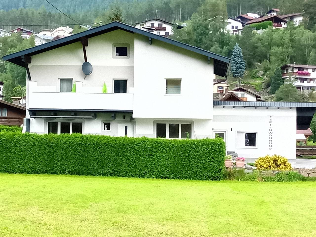 Ganze Ferienwohnung, Appartement für 2-3 Personen in Längenfeld, Ötztal