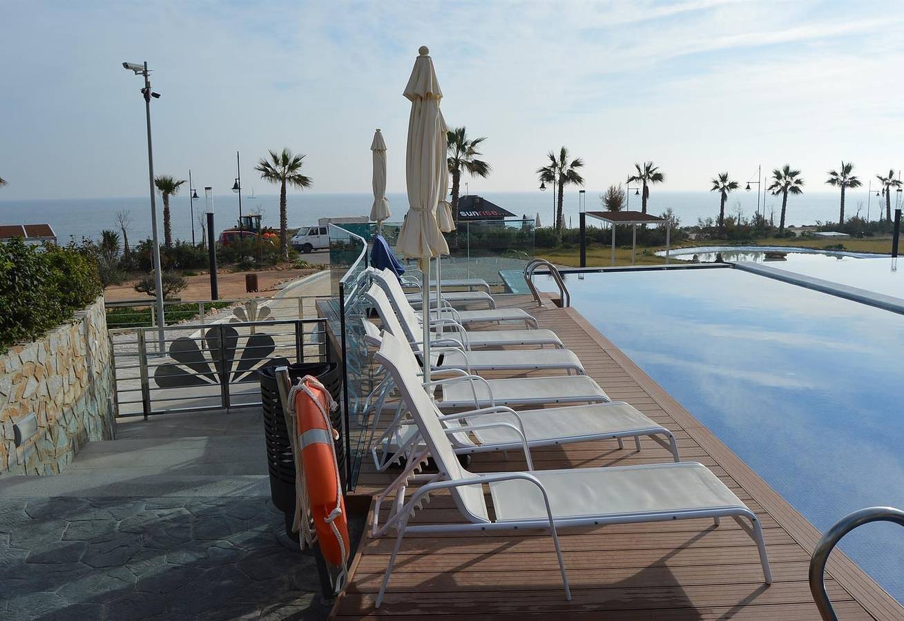 Entire apartment, Apartment 'Come2Seasenses' with Sea View, Pool, Sauna, Wi-Fi & A/C in Punta Prima (alicante), Torrevieja