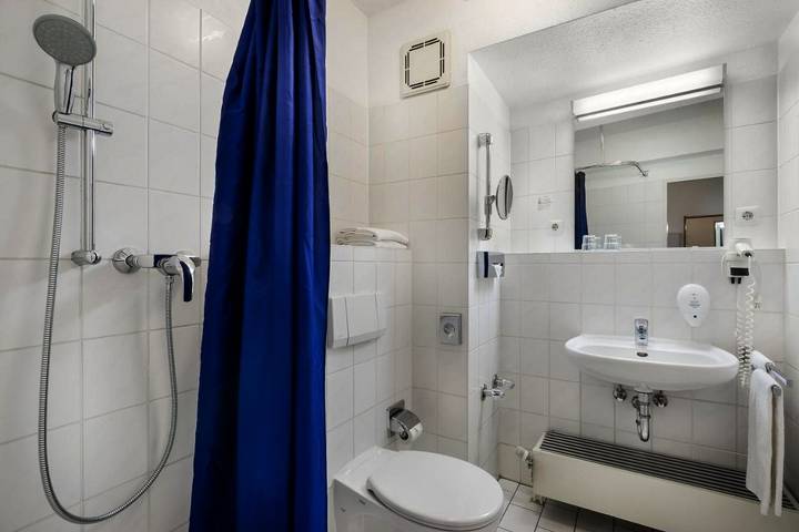Hotel für 10 Personen, mit Terrasse und Garten in Bochum Total - 3