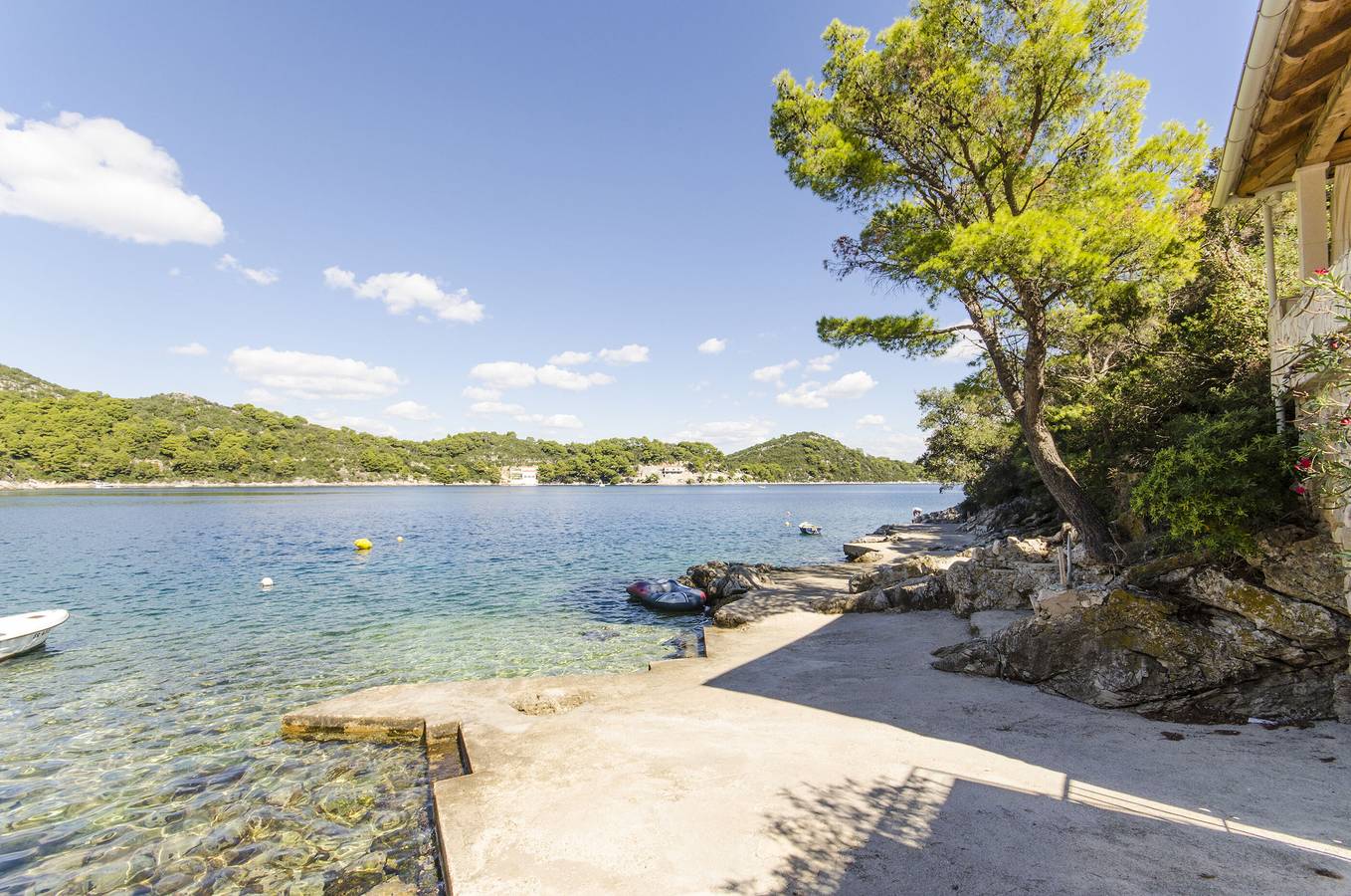 Apartments and Rooms Nike in Mljet