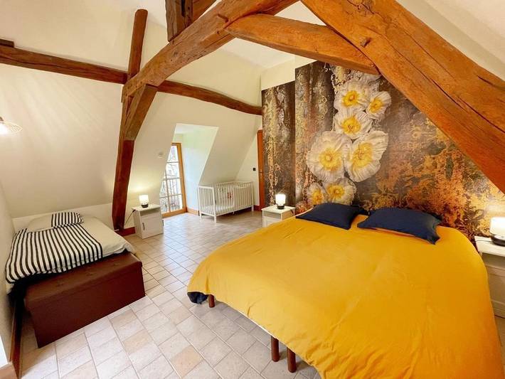 Chambre d’hôte pour 5 personnes, avec jardin à Chédigny