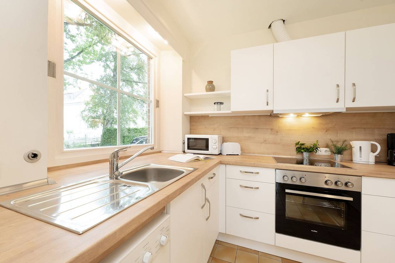 Entire holiday apartment, Holiday apartment for 4 people with terrace in Eutin, East Holstein