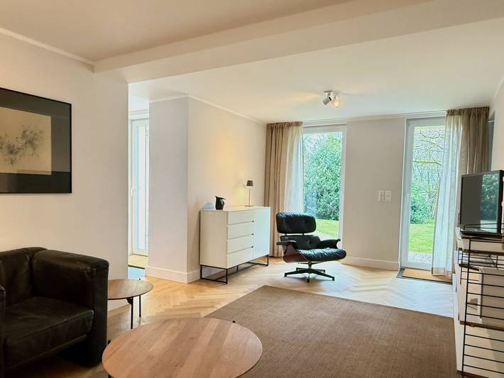 Ganze Wohnung, Ferienwohnung Villa Hoyerberg Allgäu - moderne Wohnung mit Blick ins Grüne in Lindau, Bayerisch Schwaben