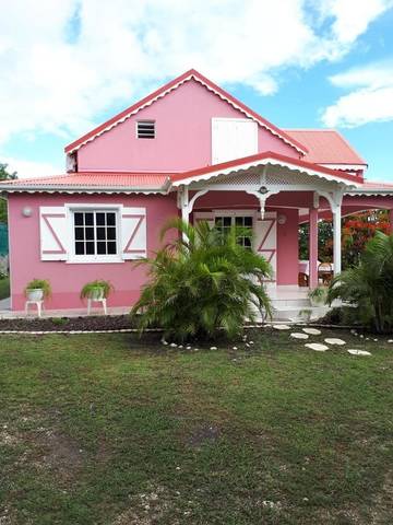 Location de vacances pour 12 personnes, avec jardin et vue dans Plage Leroux