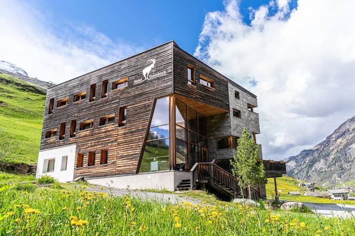 Hotel für 4 Personen, mit Terrasse und Whirlpool sowie Sauna und Ausblick in Vals - 4
