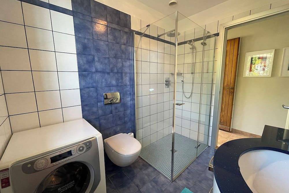 Ganze Wohnung, Apartment Celeste in Cannero Riviera, Lago Maggiore (Piemont)