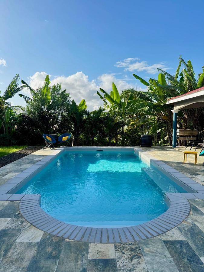 Apartamento de vacaciones para 3 personas, con vistas además de piscina y jardín - 1