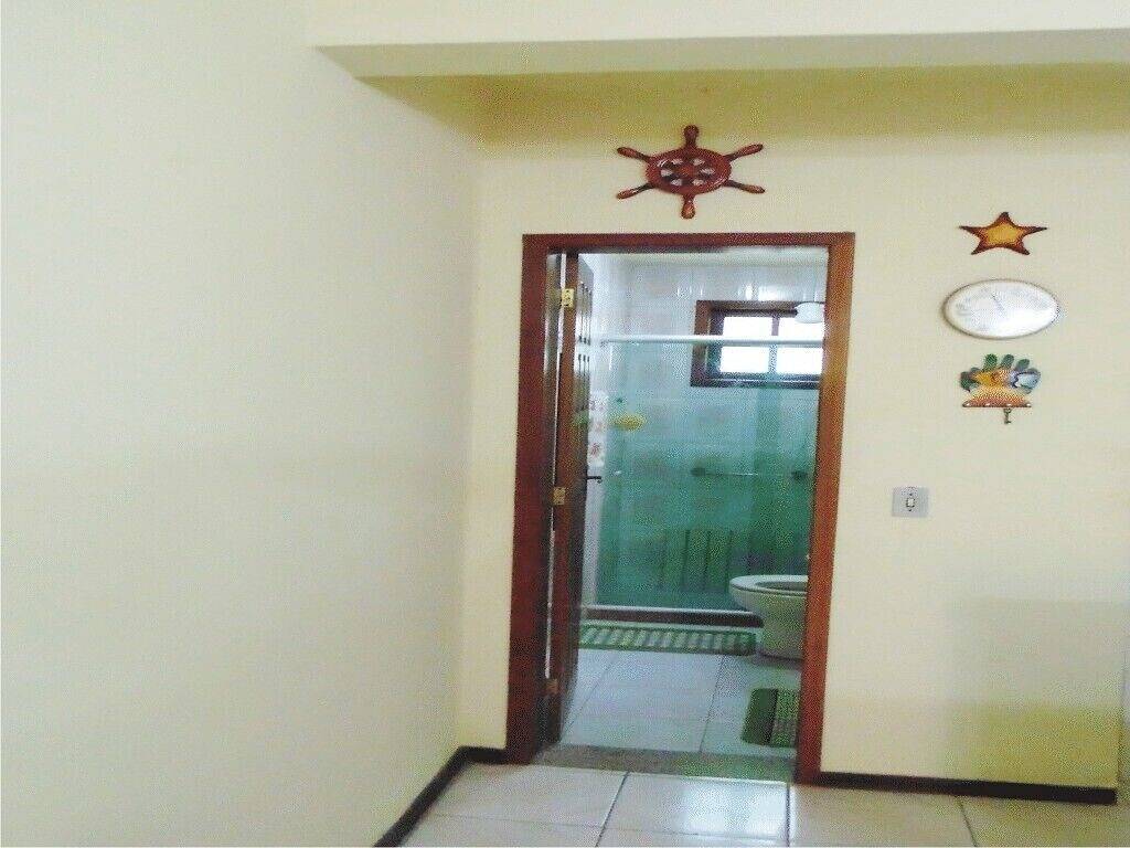 Ganze Wohnung, Kitnete Das Hotel liegt im Zentrum von Arraial do Cabo Aptos für 6 Erwachsene in Praia do Forno, Rio de Janeiro (Bundesstaat)