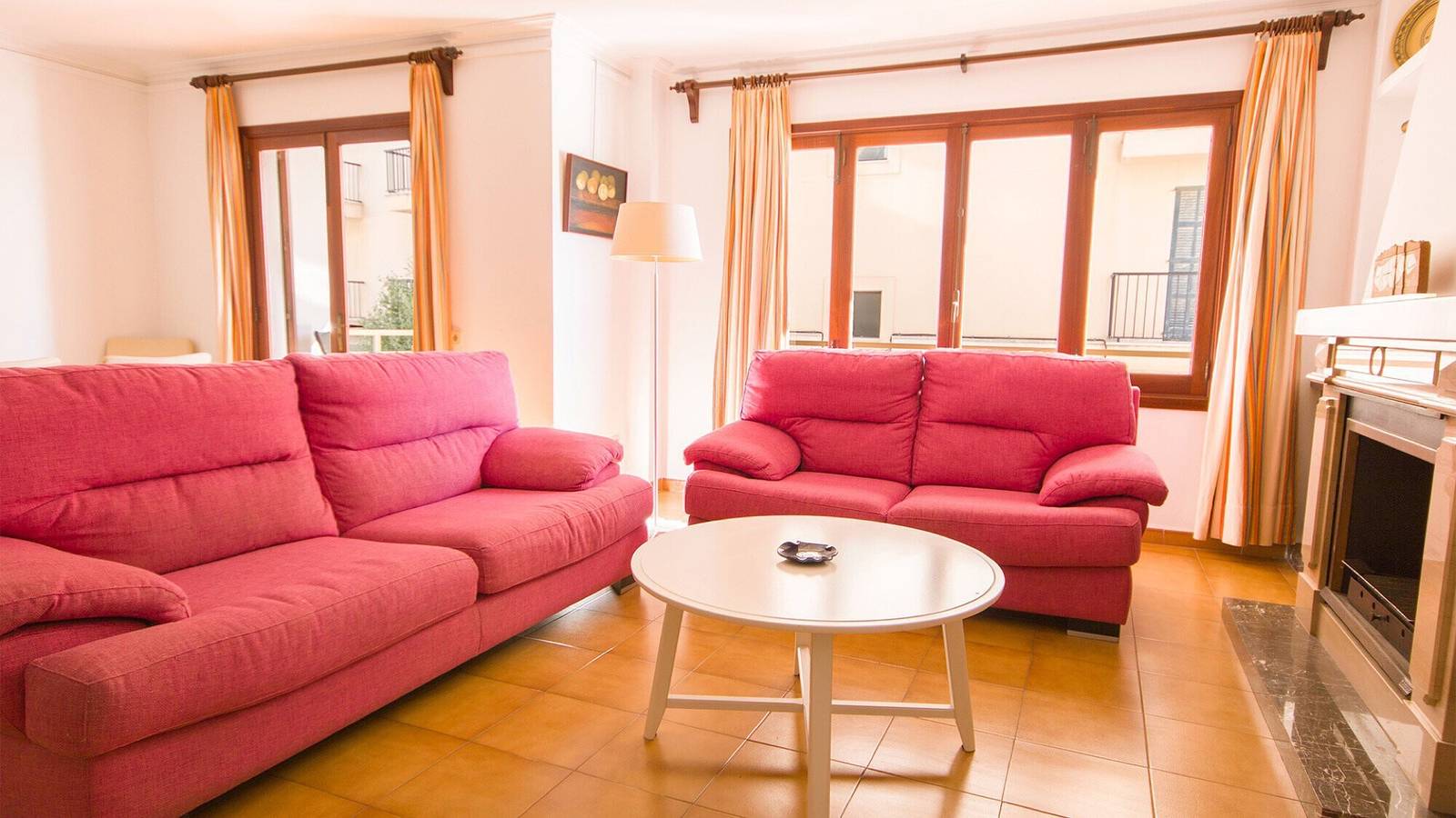 Ganze Wohnung, Apartamento Vives Ref 9002 mit Meerblick, Wlan und Klimaanlage in Cala Bona, Son Servera