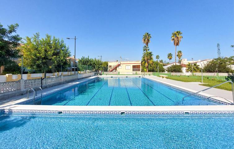 Oase am Strand mit Pool und Terrasse, 300 m zur Playa de Ben Afeli in Almassora, Costa del Azahar