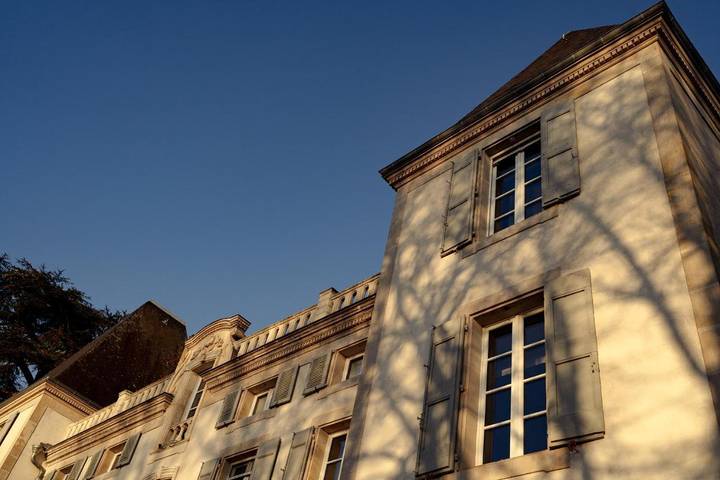 Gîte pour 2 personnes, avec vue ainsi que piscine et jardin à Lempaut - 3