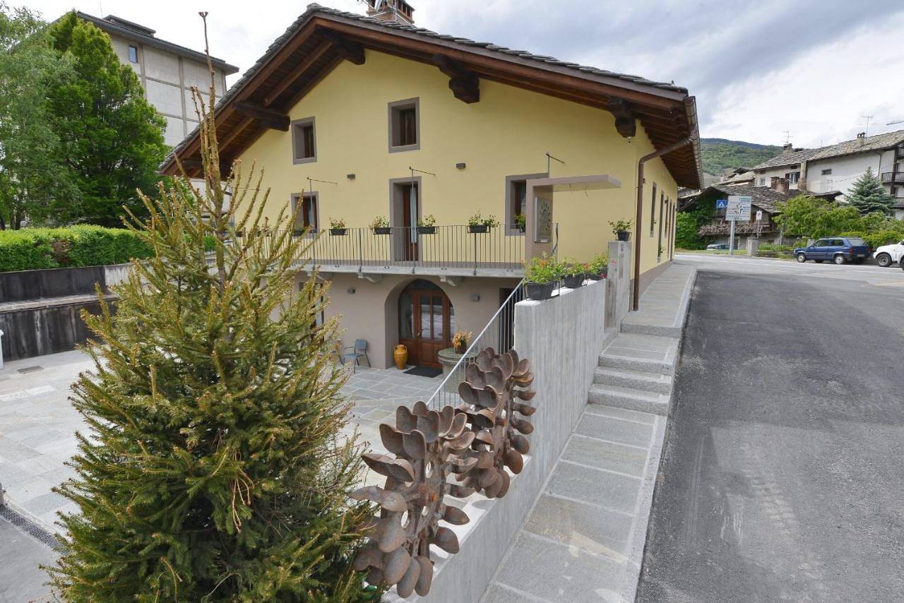 Vecchio Mulino Guest House in Aoste, Alpes valaisannes