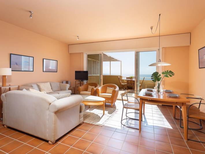 Apartamento de vacaciones para 5 personas, con terraza y vistas al mar - 1