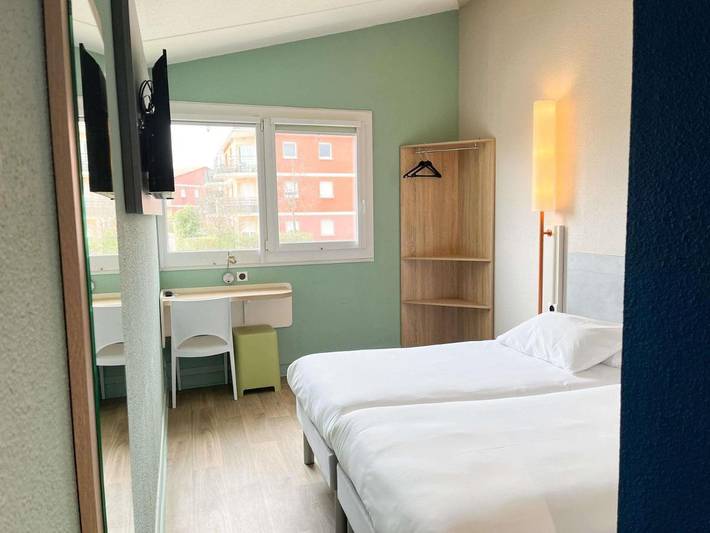 Hôtel pour 3 personnes, avec jardin et vue, animaux acceptés à Saint-Christol-lès-Alès - 2