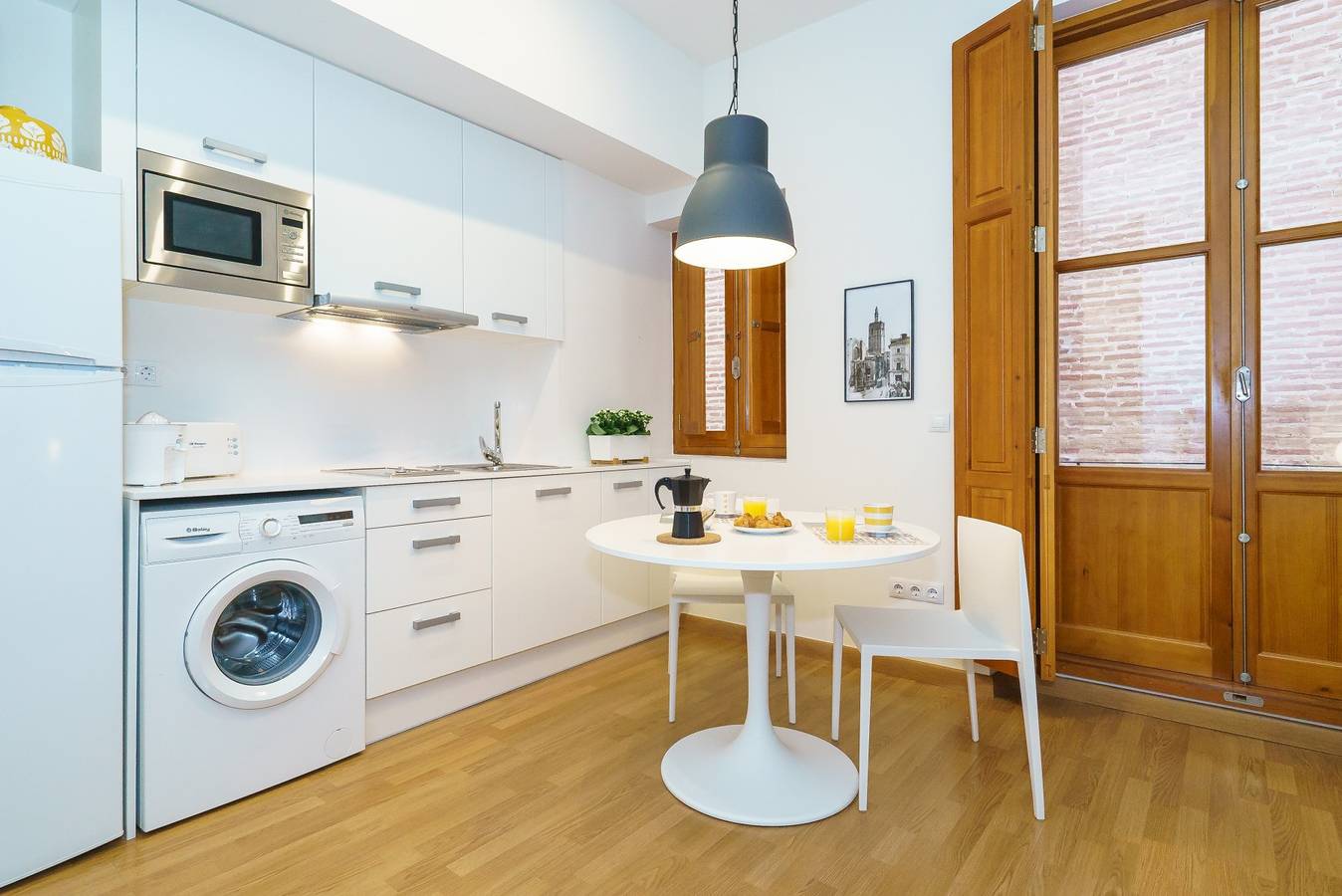 Estudio entero, Estudio para 2 personas con balcón in Valencia City Centre, Valencia
