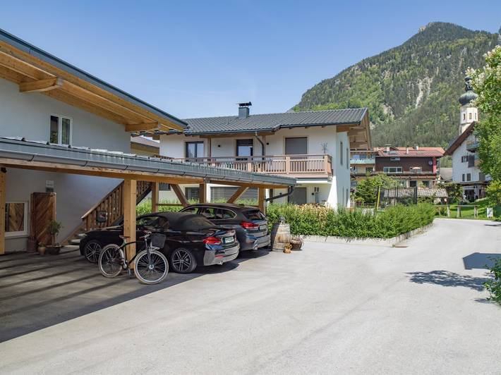 Ferienwohnung für 4 Personen, mit Balkon und Ausblick, kinderfreundlich in Tirol - 2