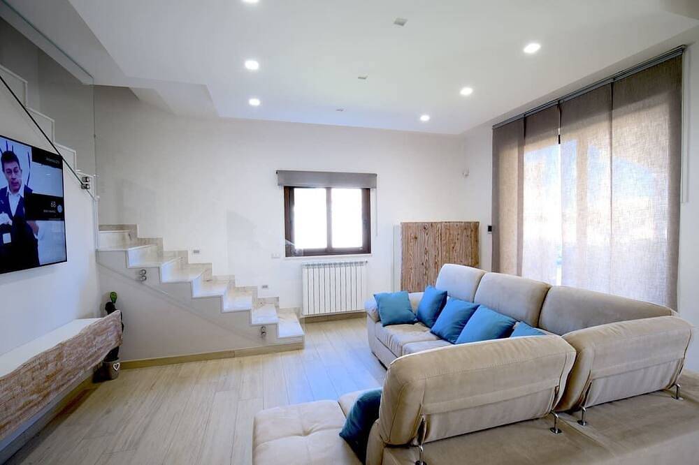 3 bedrooms Villa - Swimming Pool, Jacuzzi, Private Parking, Sun And Relaxation in Torre Colonna-Sperone, Altavilla Milicia