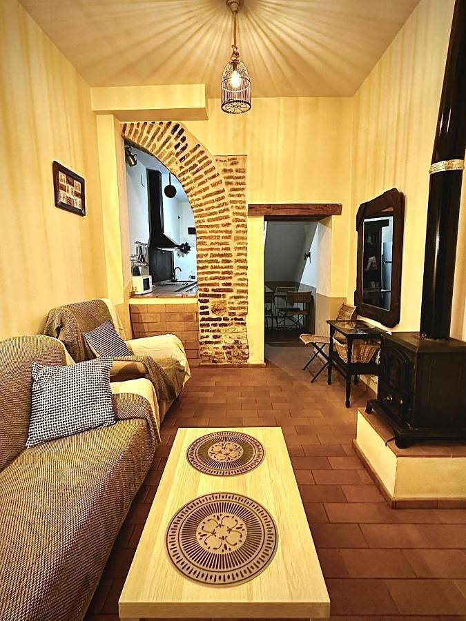 Casa rural para 4 personas, con piscina y balcón en Cazalla de la Sierra - 3