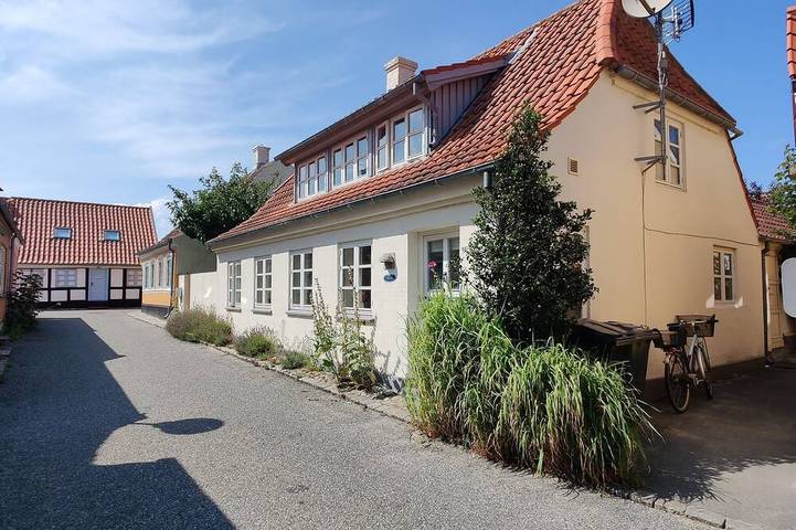 Ferienhaus für 8 Personen, mit Terrasse und Garten, mit Haustier - 1