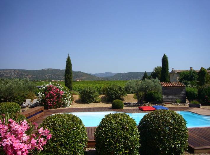 Gîte pour 4 personnes, avec terrasse ainsi que piscine et jardin à Saint-Jean-de-Fos - 3