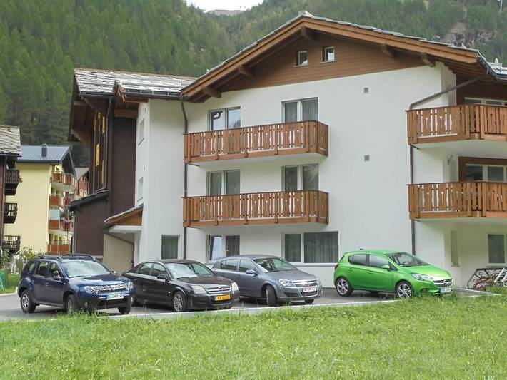 Ferienwohnung für 6 Personen, mit Terrasse in Saas-Grund