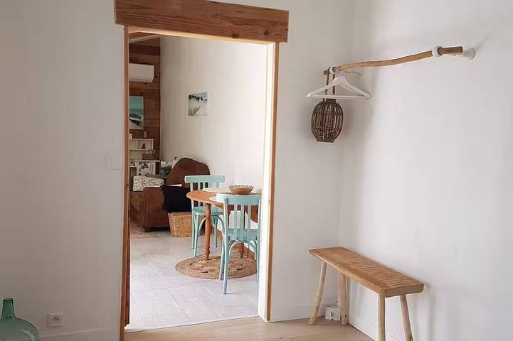 Appartement entier, Charmant gîte indépendant, piscine, proximité des plages et de l'île d'Oléron in Bourcefranc-le-Chapus, Côte de Beauté