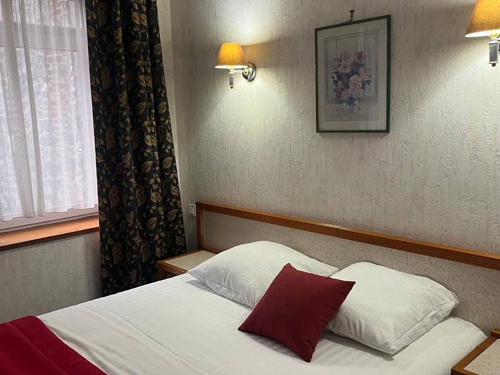 Hôtel pour 2 personnes, avec jardin et vue dans Office De Tourisme Ardenne Rive De Meuse - 4