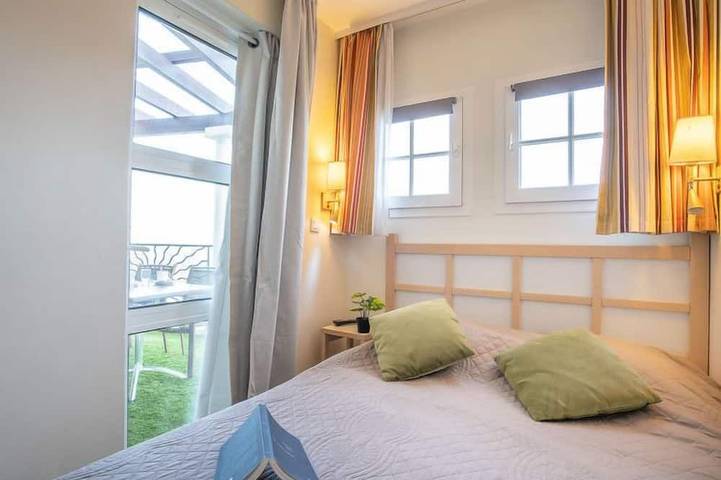 Gîte pour 4 personnes, avec piscine et jardin dans Golf De Cap Esterel - 3