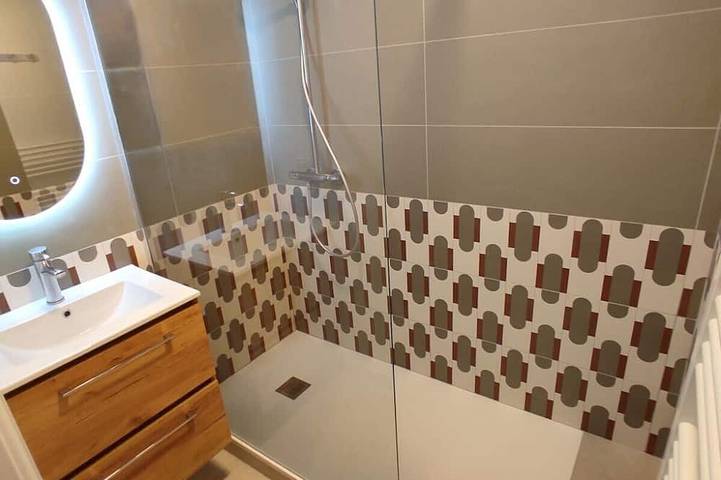Appartement entier, Bel appart avec jardin prive, dans un parc clos avec piscine et tennis in Deauville, Région de Lisieux