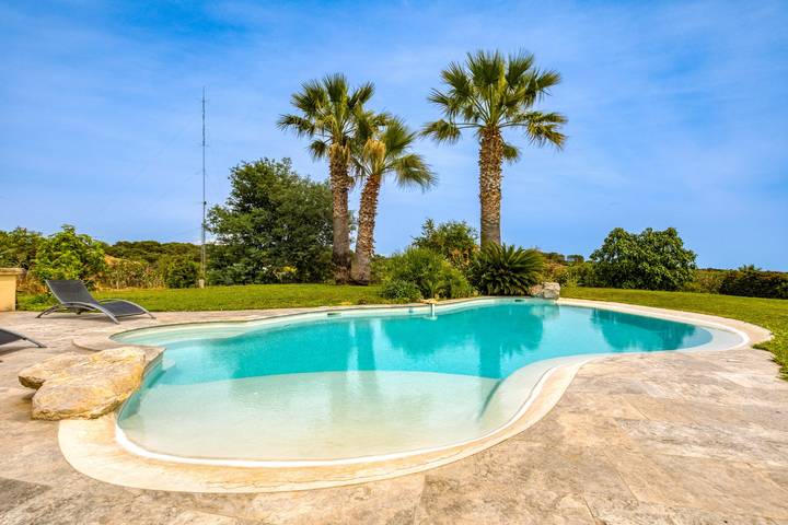 Villa 'Aux Portes De La Camargue' with Private Pool, Private Garden and Wi-Fi in Saint-Gilles, Mediterranean Coast (France)