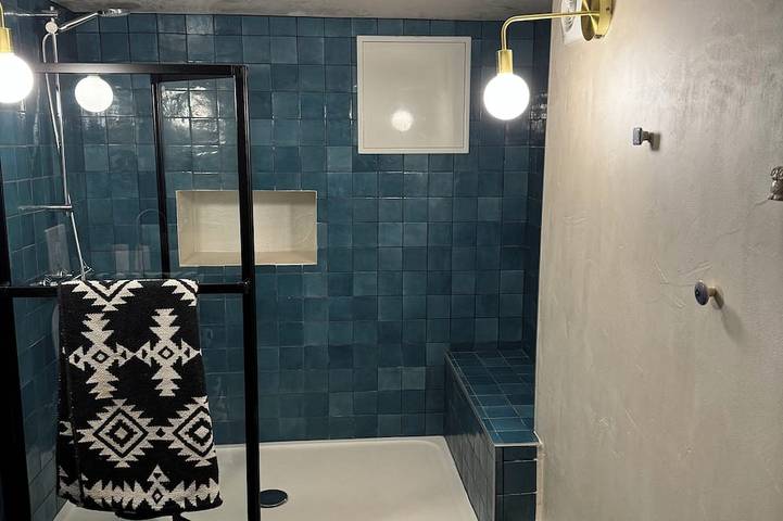 Location de vacances pour 5 personnes, avec Jacuzzi dans Sallèles du Bosc