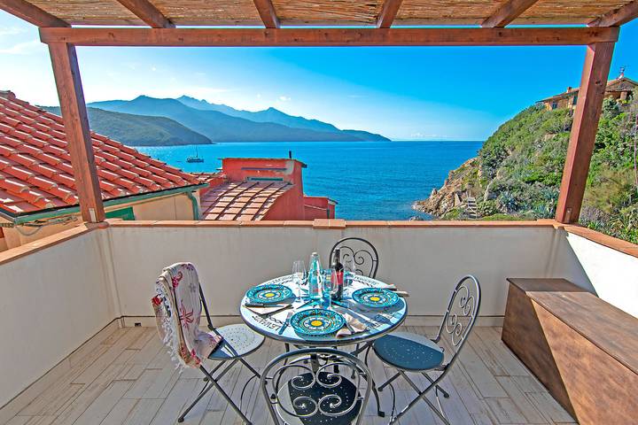 Location de vacances pour 4 personnes, avec terrasse à Scaglieri