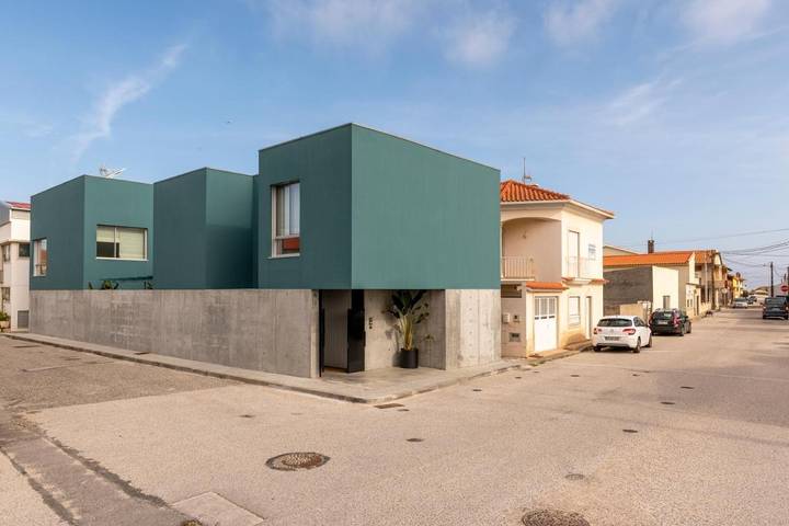 Casa de férias para 2 pessoas, com Terraço e Jardim em Lavos