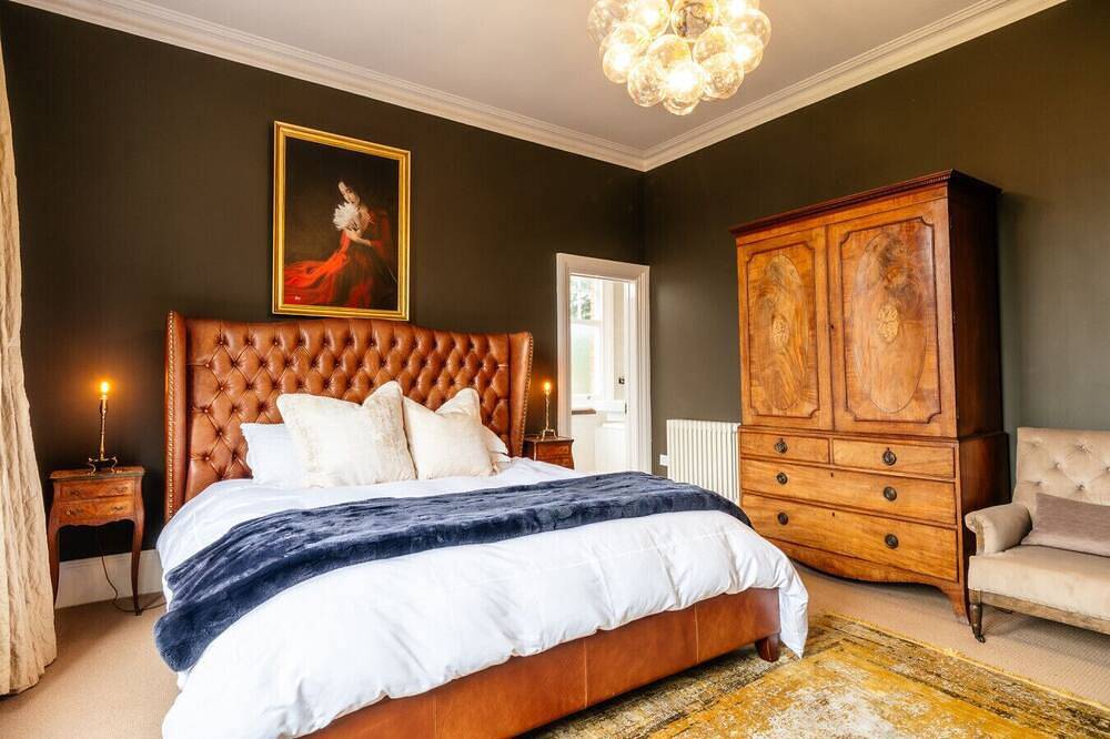Beautiful 5 Bedroom Home in Evesham in Evesham, Worcestershire