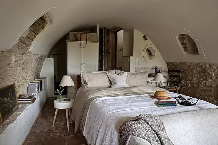 Gîte pour 2 personnes, avec jardin, animaux acceptés à Vaugines - 2