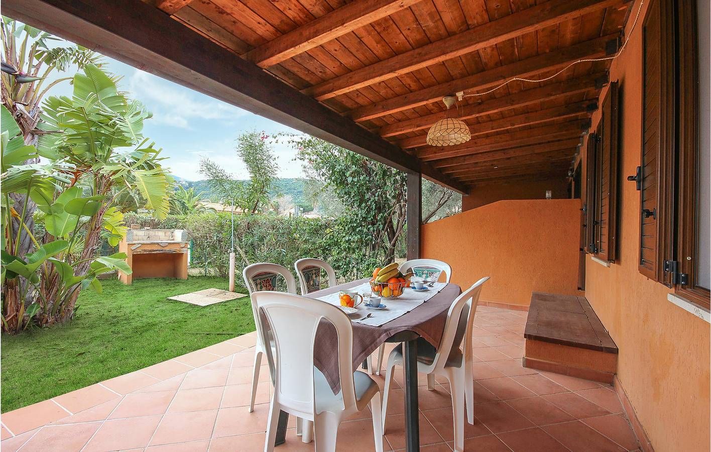 A 100 m dalla spiaggia di Costa Rei - AC, WiFi, Letto matrimoniale e giardino in Costa Rei, Muravera