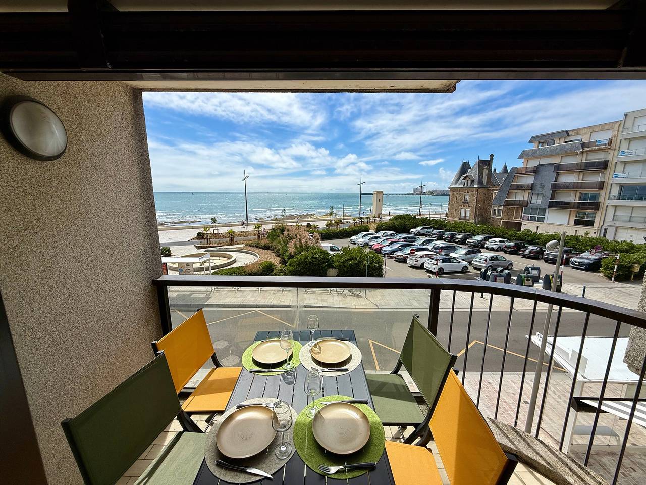 Appartement entier, Studio 3* avec Alcôve, Balcon Face Mer, Plage à 150m - Les Sables-d'Olonne in Les Sables-d'Olonne, Vendée
