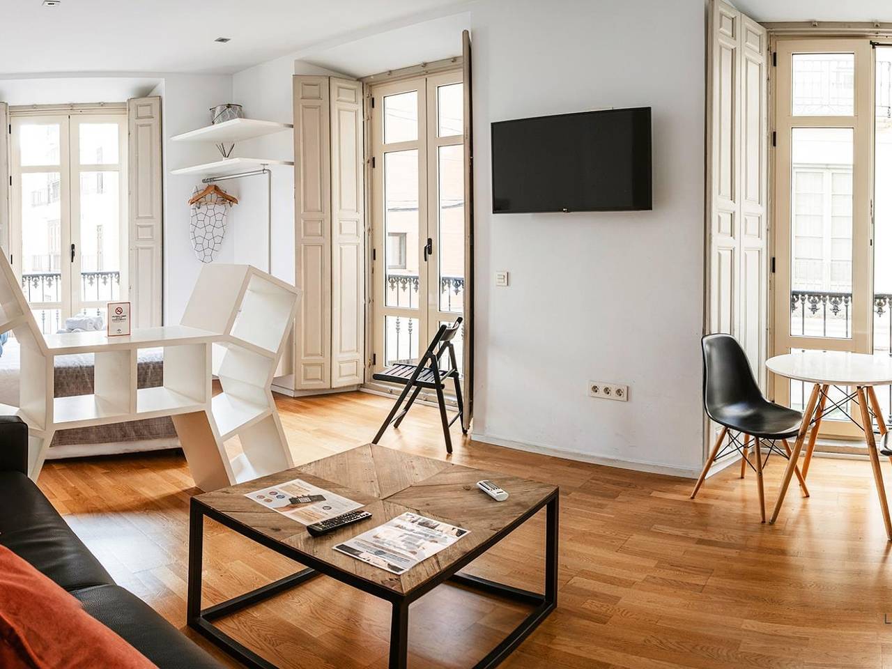 Entire studio, Living4malaga City Center Calderon 2301 Studio in Malaga Centro Historico, Malaga