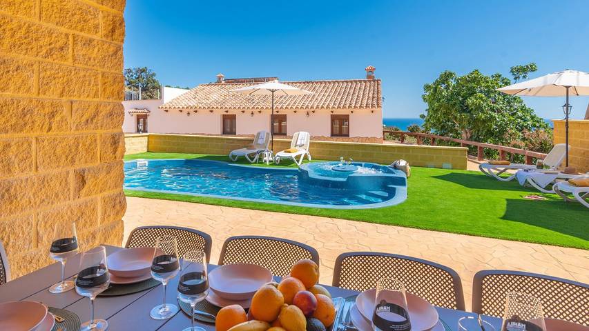 Finca für 10 Personen, mit Pool in Vélez-Málaga