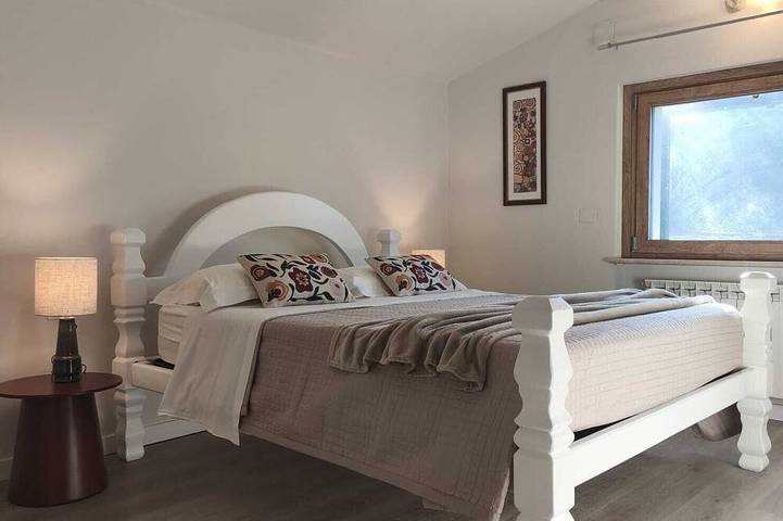 Villa with pool overlooking Lake Trasimeno in Magione, Lago Trasimeno
