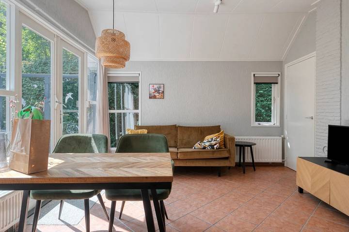 Ferienhaus für 4 Personen, mit Sauna und Terrasse sowie Balkon/Terrasse in Oostkapelle - 2