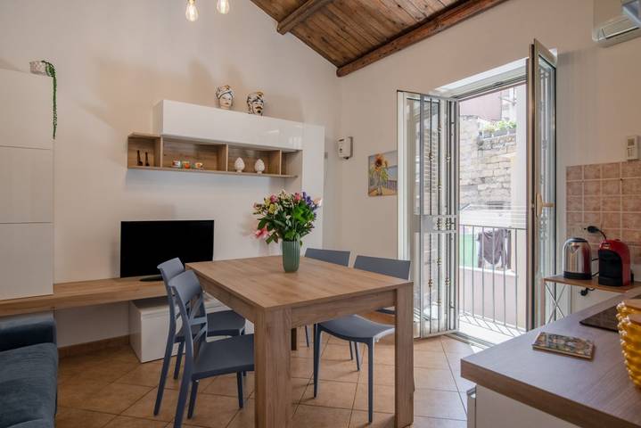 Appartamento per 4 persone, con balcone/terrazza a Castellammare (Palermo)